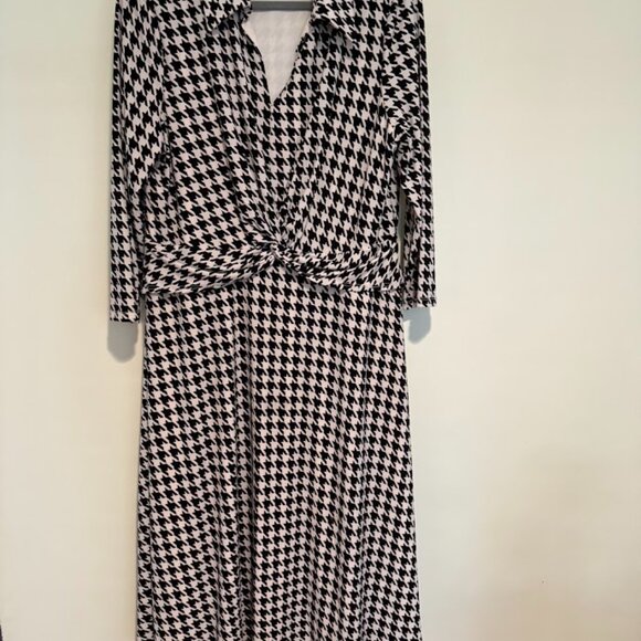 Tommy Hilfiger Jersey Fit and Flare Black and Cream Midi Shirt Dress, Size 18 - Picture 5 of 9